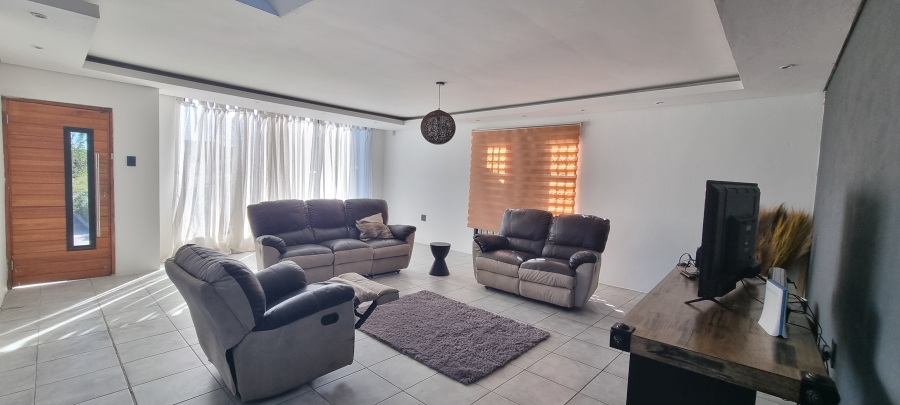 3 Bedroom Property for Sale in Nahoon Valley Park Eastern Cape